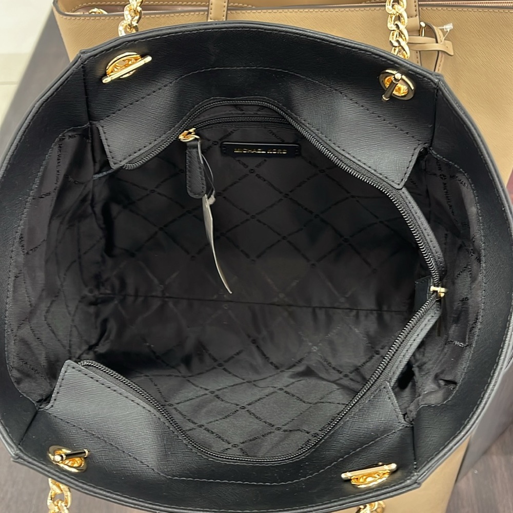 Michael Kors MICHAEL KORS 
Jet Set Large Saffiano Leather Shoulder Tote Bag

NWT - Picture 8 of 16